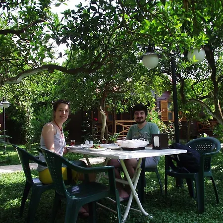 Bed & Breakfast Mercan 3*